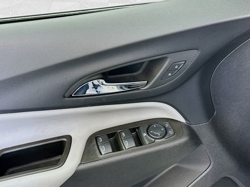Used 2023 Chevrolet Equinox LT FWD image 17