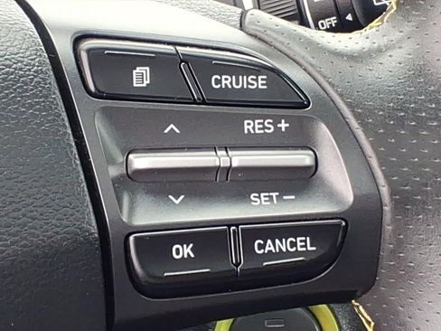 Used 2020 Hyundai Kona Limited image 11