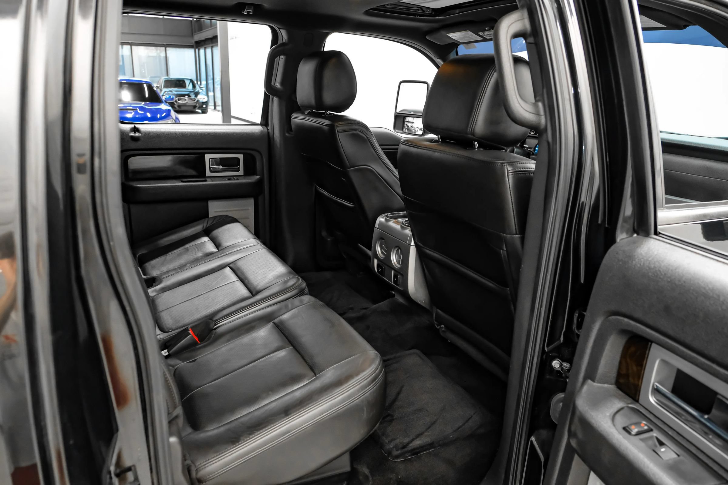 Used 2014 Ford F150 Platinum AWD/4WD image 33