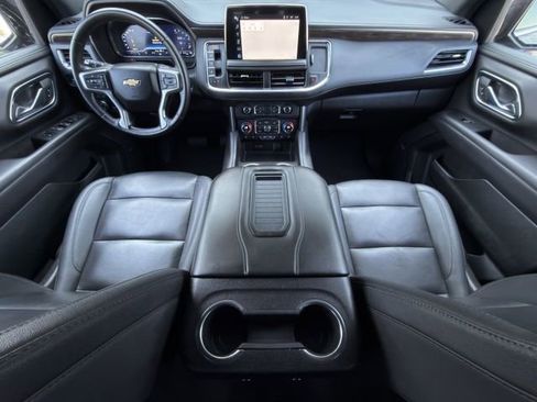 Used 2024 Chevrolet Tahoe LT RWD image 11