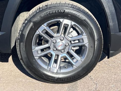 Used 2025 GMC Terrain Elevation image 9