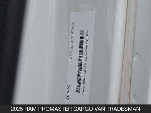 Used 2025 RAM ProMaster 2500 w/ Convenience Group FWD image 24