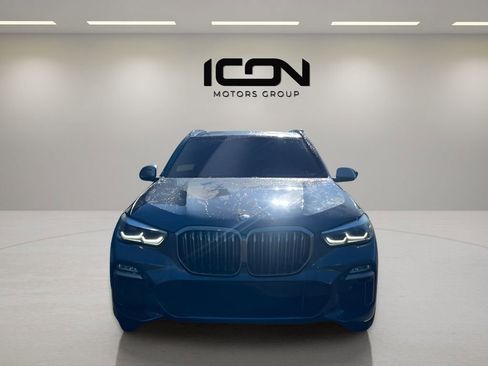 Used 2021 BMW X5 M50i w/ Premium Package image 9