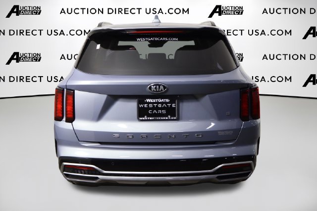 Used 2021 Kia Sorento S w/ Panoramic Sunroof Package FWD image 3
