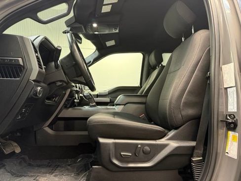 Used 2020 Ford F150 XLT w/ Equipment Group 302A Luxury AWD/4WD image 11