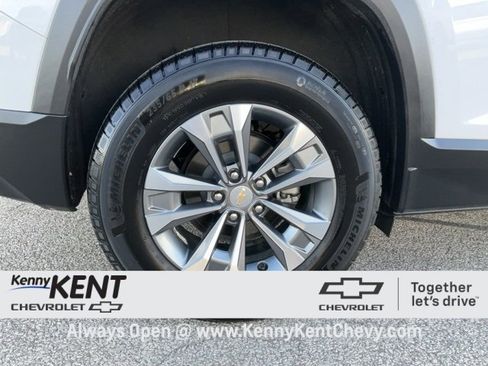 Certified 2025 Chevrolet Equinox LT image 10