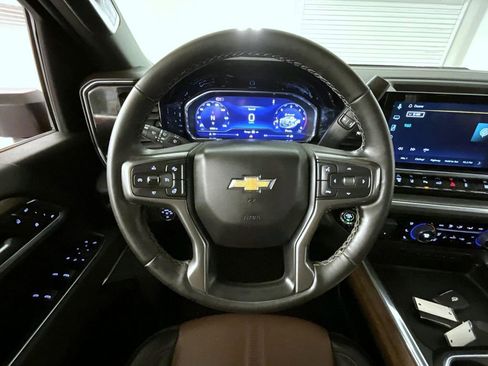 Certified 2025 Chevrolet Silverado 3500 High Country w/ High Country Premium Package image 11