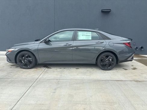 New 2026 Hyundai Elantra Sport FWD image 7