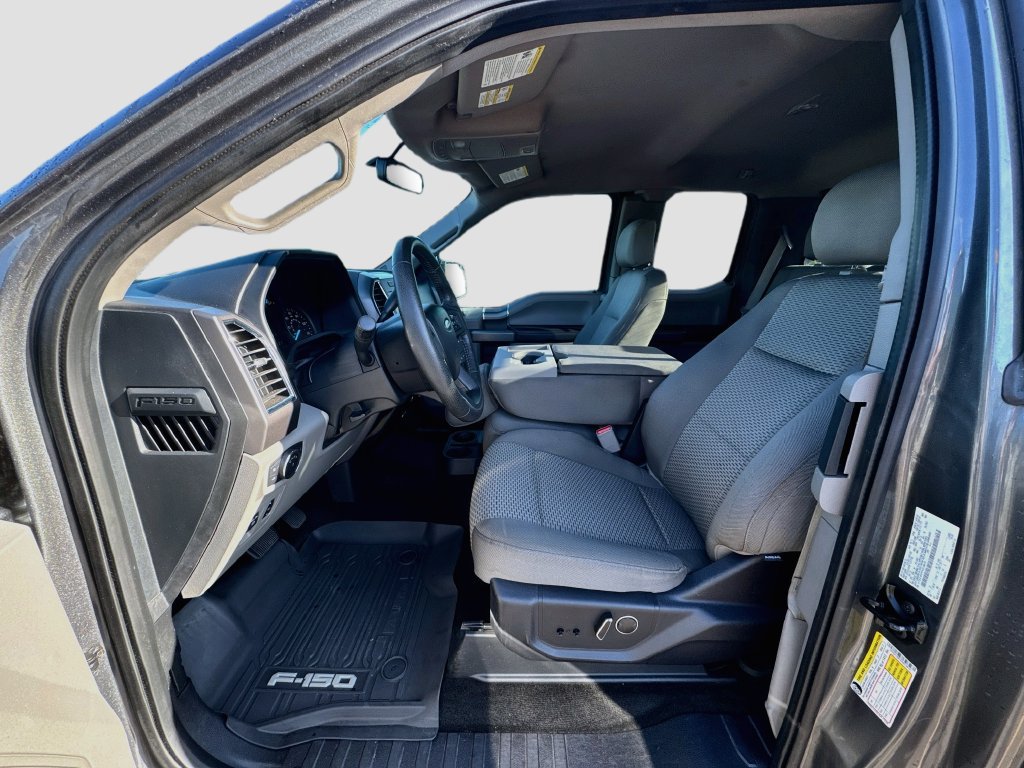Used 2015 Ford F150 XLT w/ Equipment Group 302A Luxury AWD/4WD image 20