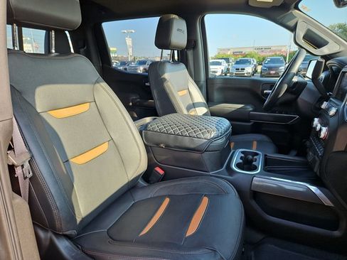 Used 2022 GMC Sierra 1500 AT4 w/ AT4 Premium Package AWD/4WD image 22