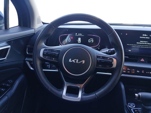 Used 2023 Kia Sportage EX image 12