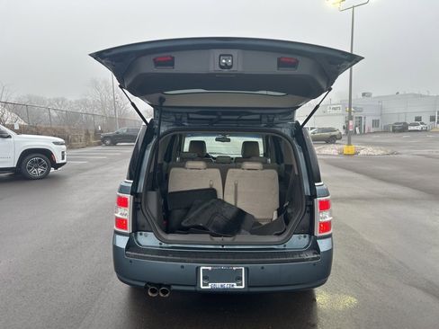 Used 2010 Ford Flex SEL image 12