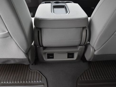 Used 2024 Chevrolet Silverado 3500 LT w/ Z71 Off-Road Package image 20