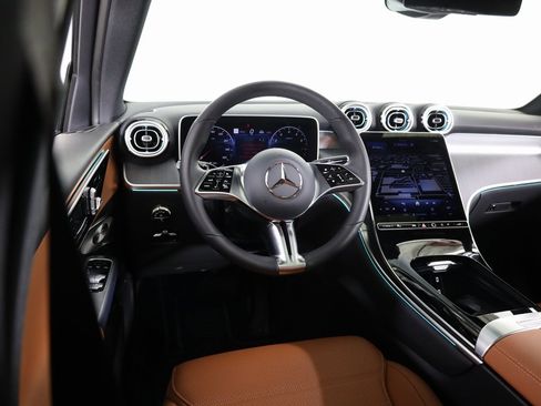 Certified 2026 Mercedes-Benz GLC 300 4MATIC image 31