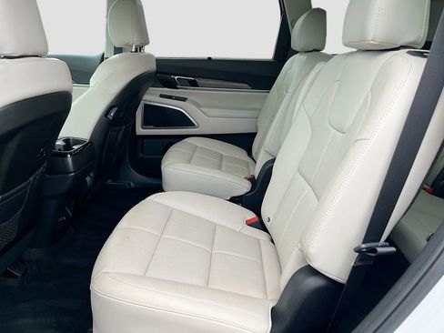 Used 2021 Kia Telluride EX w/ EX Premium Package AWD/4WD image 25