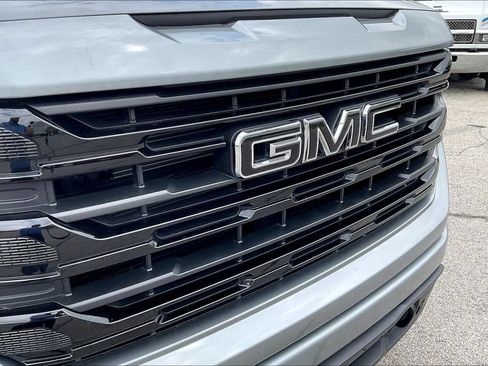 Used 2024 GMC Sierra 1500 Elevation w/ LPO, Elevation Black Package RWD image 26