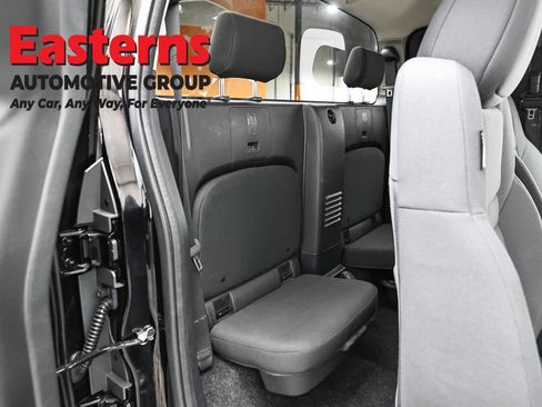 Used 2022 Nissan Frontier S image 23