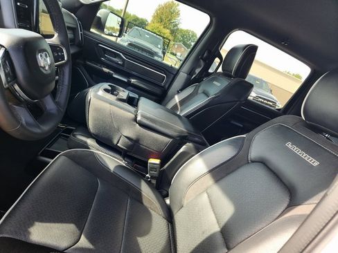 Used 2025 RAM 1500 Laramie image 12