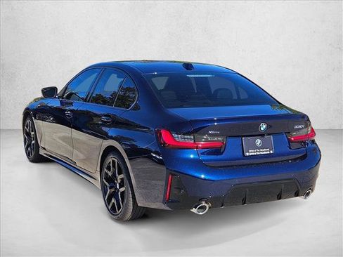 Used 2026 BMW 330i xDrive Sedan w/ M Sport Package AWD/4WD image 7