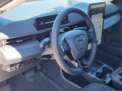 Used 2025 Ford Mustang Mach-E Select image 2