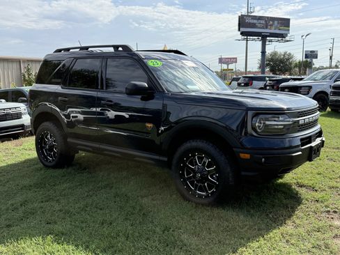 Certified 2023 Ford Bronco Sport Badlands w/ Premium Package AWD/4WD image 2