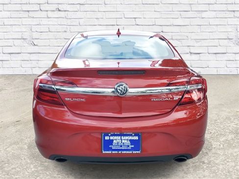Used 2014 Buick Regal image 3