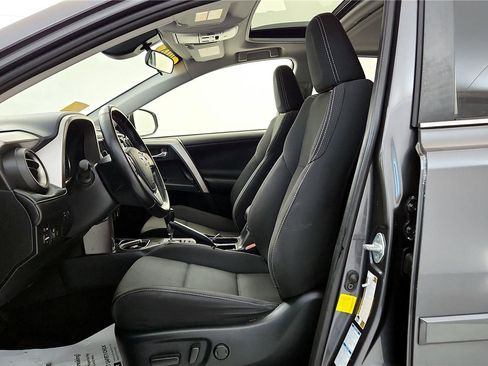 Used 2018 Toyota RAV4 XLE image 25