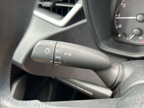 Used 2023 Toyota Corolla LE image 21