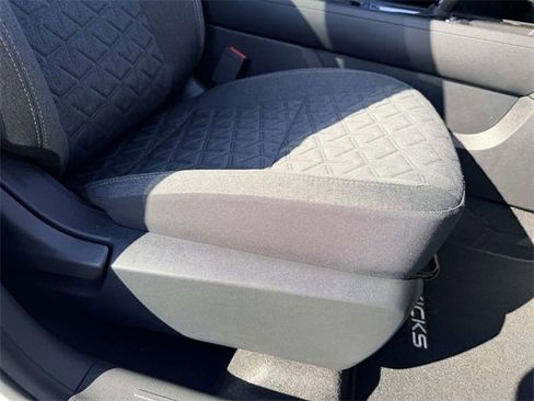 New 2026 Nissan Kicks SV image 9