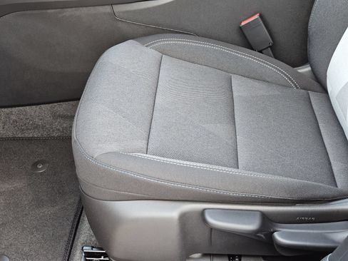 New 2026 Chevrolet Trax LS w/ LS Convenience Package FWD image 23