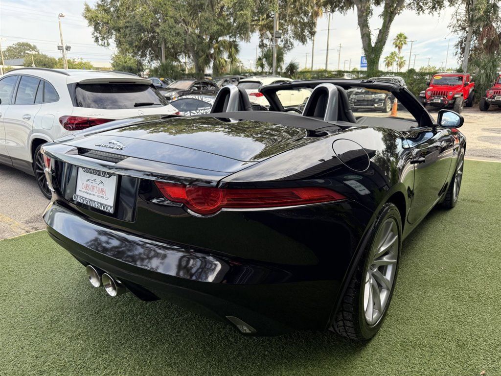 Used 2017 Jaguar F-TYPE Convertible RWD image 6