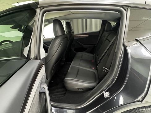 Used 2026 Tesla Model Y Long Range image 12