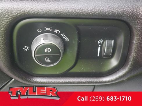 Used 2024 RAM 2500 Big Horn w/ Level 2 Equipment Group AWD/4WD image 24