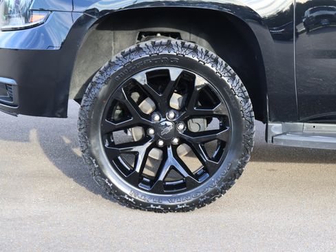 Used 2020 Chevrolet Tahoe LT image 15