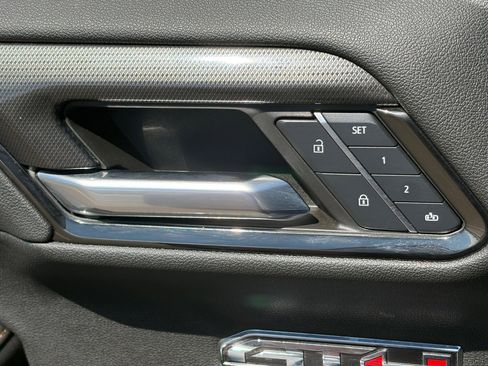 Used 2024 GMC Sierra 1500 AT4 w/ Technology Package image 18