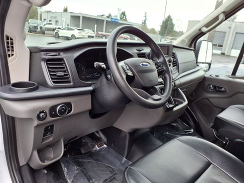 Used 2023 Ford Transit 250 Base image 14