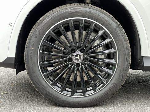 New 2026 Mercedes-Benz GLC 300 4MATIC image 17