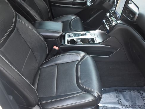 Used 2021 Ford Explorer ST w/ Equipment Group 401A AWD/4WD image 32
