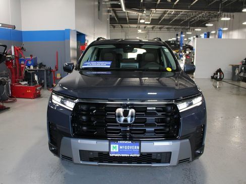 New 2026 Honda Pilot Elite image 3