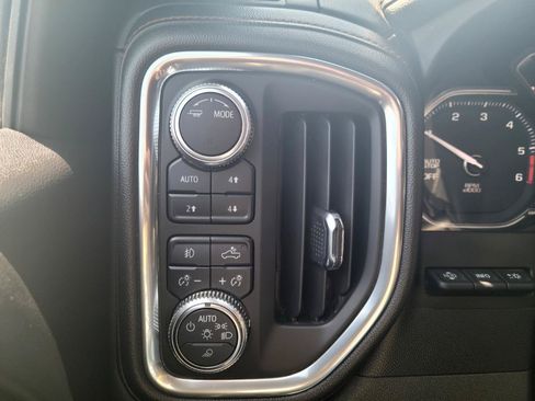 Used 2020 GMC Sierra 1500 AT4 w/ AT4 Premium Package AWD/4WD image 13