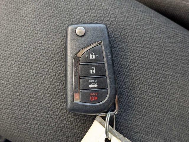 Used 2024 Toyota Corolla LE FWD image 28