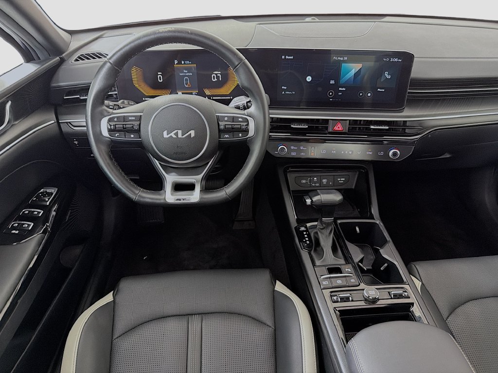 Used 2025 Kia K5 GT-Line w/ GT-Line Premium Package FWD image 28