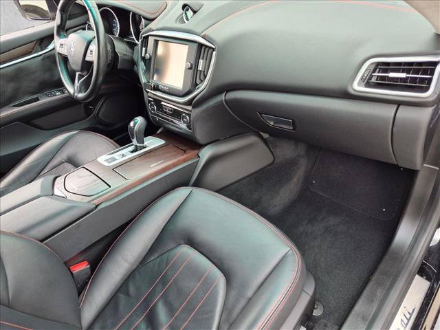 Used 2016 Maserati Ghibli S Q4 AWD/4WD image 21