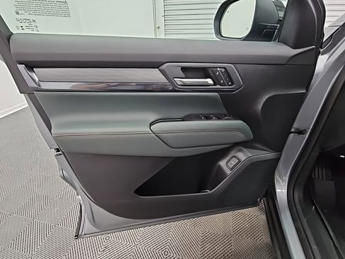 New 2026 GMC Terrain AT4 w/ Convenience Package III image 30