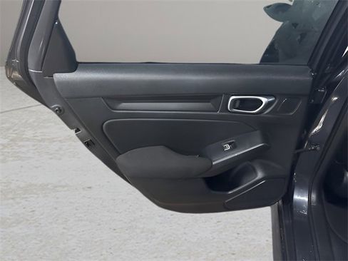 Used 2023 Honda Civic Sport image 10