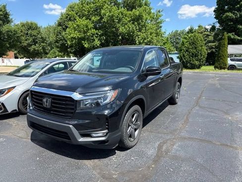 Used 2023 Honda Ridgeline RTL-E image 2