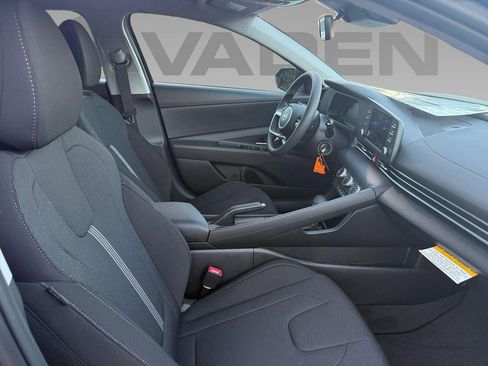New 2026 Hyundai Elantra SE image 38