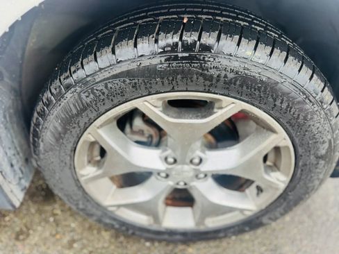 Used 2015 Subaru Forester 2.5i Touring image 18