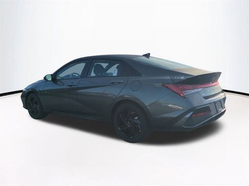 New 2026 Hyundai Elantra Sport image 7