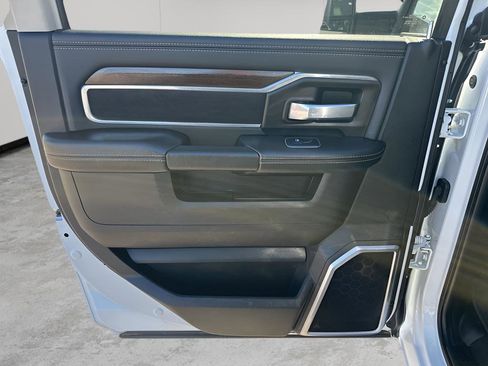 Used 2024 RAM 2500 Laramie image 17
